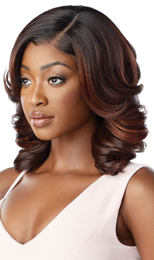 Outre Melted Hairline Deluxe Wide HD Lace Front Wig Arlissa