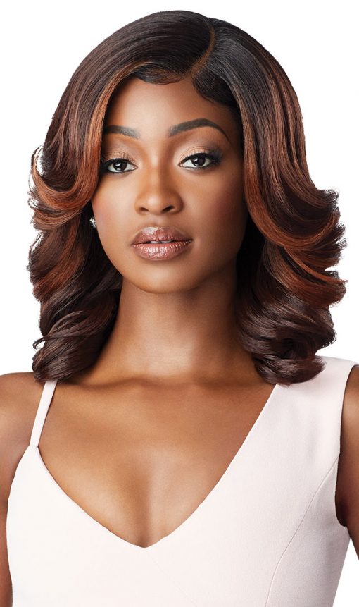 Outre Melted Hairline Deluxe Wide HD Lace Front Wig Arlissa
