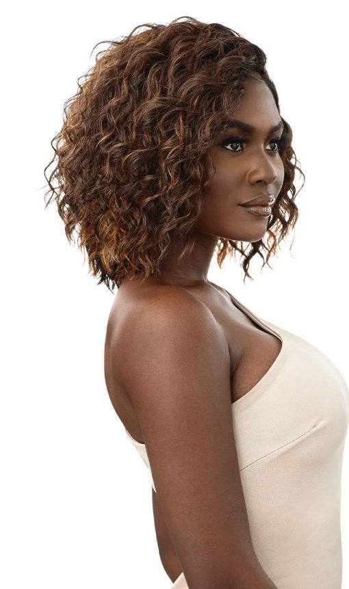 Outre Melted Hairline HD Lace Front Wig Deluxe Wide Lace Part Thais