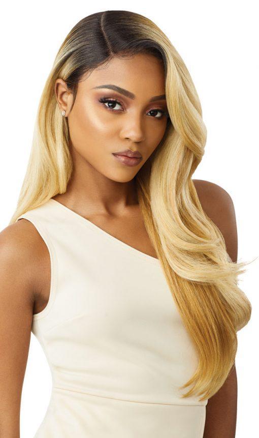 Outre Melted Hairline HD Lace Front Wig Catalina